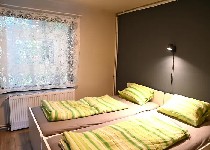 Holiday home Szentendrei Sziget, Modern Fahaz, Telen Is
