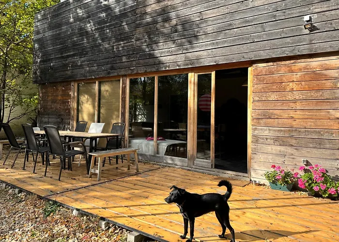 Holiday home Szentendrei Sziget, Modern Fahaz, Telen Is Szigetmonostor